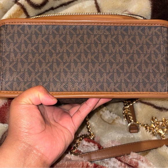 Michael Kors Brown and Cream Crossbody Bag - Picture 12 of 12